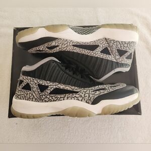 NIKE|Jordan 11 Retro Low IE|Men's Sz 11|Black/Fire Red/Cement Grey Colorway|Worn